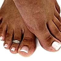 Моделирование ногтей на ногах